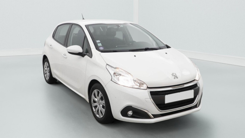 Peugeot 208 Affaire 1.2 PURETECH 82 BVM5 PREMIUM PACK Essence Blanc Occasion à vendre