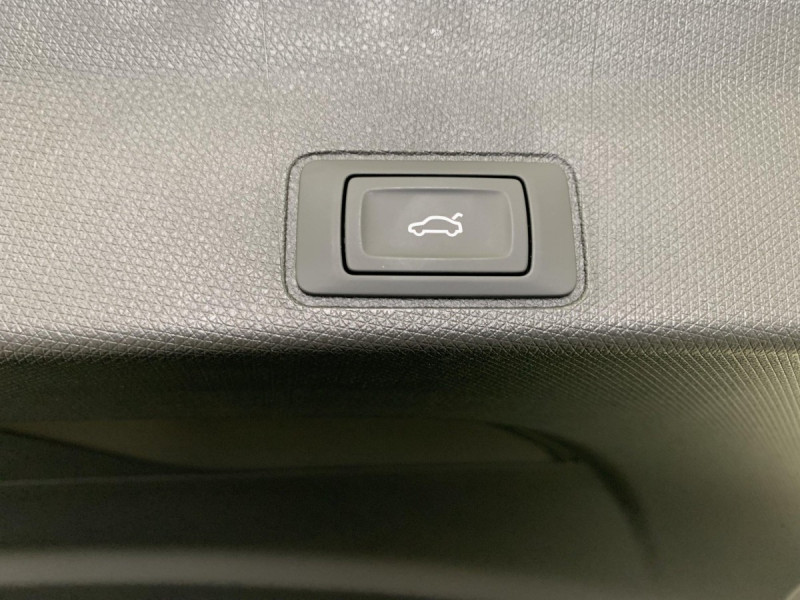 Photo 18 de l'offre de Cupra Terramar 1.5 eHybrid 204 ch DSG6 V à 40998€ chez Carlyss automobiles Vitré