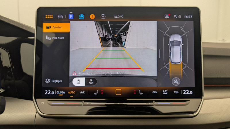 Photo 17 de l'offre de VOLKSWAGEN GOLF 8 1.5 ETSI EVO2 150 DSG7 LIFE PLUS à 30598€ chez Carlyss automobiles Vitré