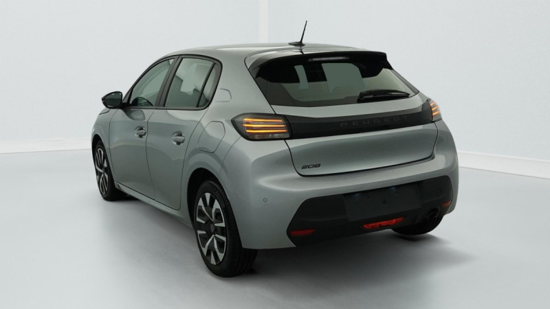 Photo 5 de l'offre de PEUGEOT 208 PureTech 75 S&S BVM5 Active à 13620€ chez Carlyss automobiles Vitré