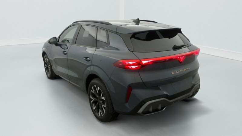 Photo 5 de l'offre de Cupra Terramar 1.5 eHybrid 204 ch DSG6 V à 41998€ chez Carlyss automobiles Vitré