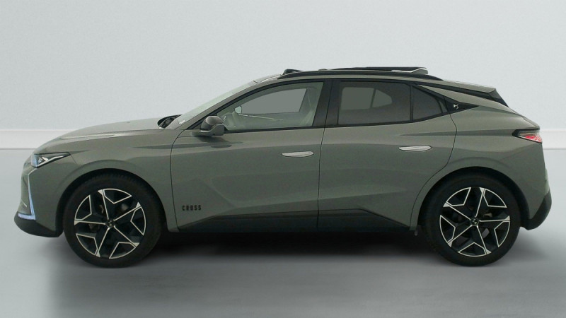 Photo 4 de l'offre de DS DS4 PureTech 130 EAT8 Cross Rivoli à 22838€ chez Carlyss automobiles Vitré