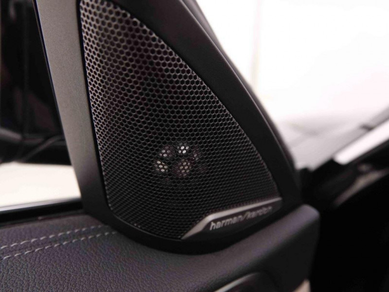 Photo 18 de l'offre de Bmw 4 420i 184 Cabrio Steptronic M-Pack à 54098€ chez Carlyss automobiles Vitré