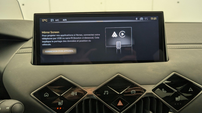 Photo 19 de l'offre de DS DS3 PureTech 130 EAT8 Opera à 23168€ chez Carlyss automobiles Vitré