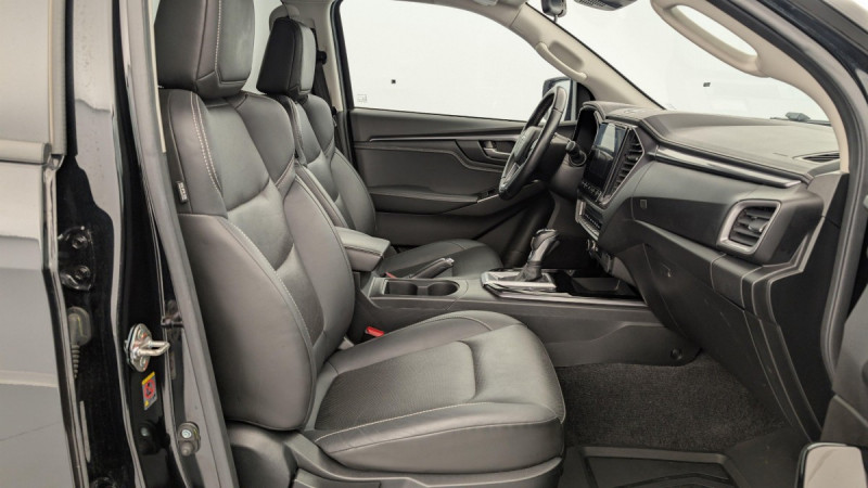 Photo 9 de l'offre de ISUZU D-MAX N60 CREW CAB 1.9 164 CH 4X4 BVA F à 44998€ chez Carlyss automobiles Vitré