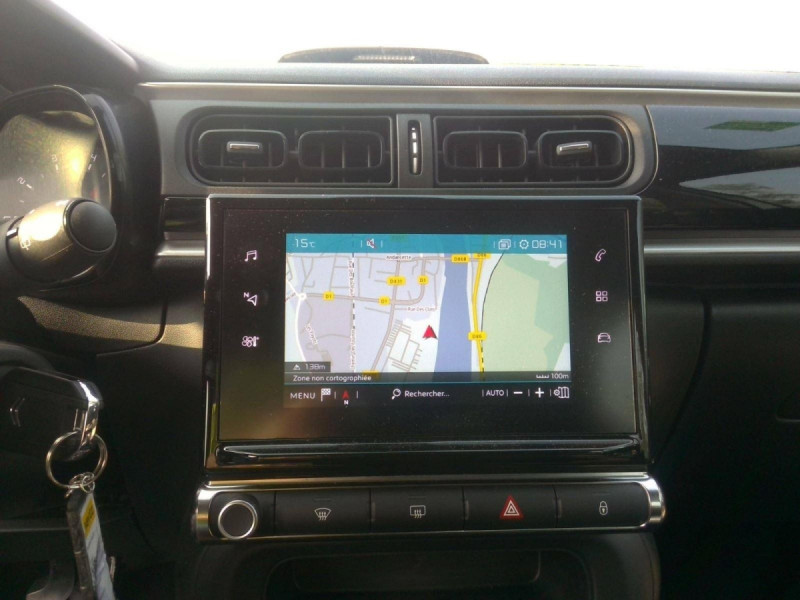 Photo 2 de l'offre de CITROEN C3 PureTech 83 ch BVM5 Plus à 13298€ chez Carlyss automobiles Vitré