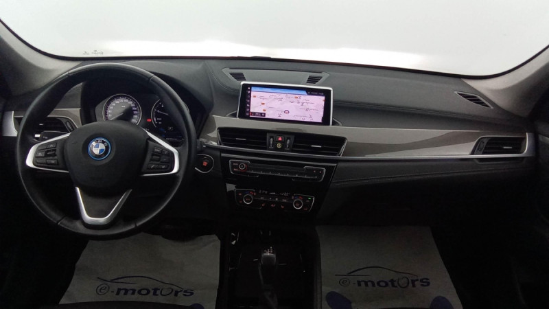 Photo 8 de l'offre de BMW X1 F48 LCI X1 xDrive 25e 220 ch BVA6 xLine à 31598€ chez Carlyss automobiles Vitré