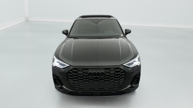 Photo 2 de l'offre de AUDI Q3 Sportback 35 TDI 150 ch S tronic 7 S line à 47498€ chez Carlyss automobiles Vitré