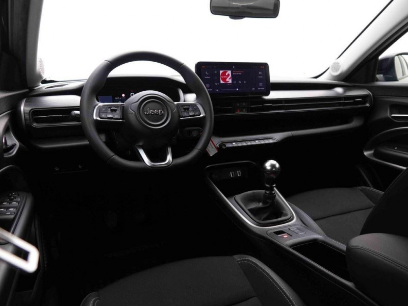 Photo 8 de l'offre de Jeep Avenger 1.2 Turbo T3 100 ch Altitude à 23698€ chez Carlyss automobiles Vitré