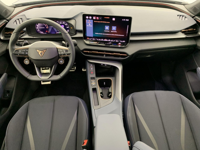 Photo 12 de l'offre de Cupra Terramar 1.5 eTSI Hybrid 150 ch DSG7 V à 35998€ chez Carlyss automobiles Vitré