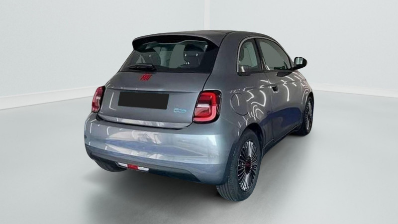 Photo 4 de l'offre de Fiat 500e Berline MY22 Serie 1 STEP 2 500 e 95 ch (RED) à 11798€ chez Carlyss automobiles Vitré