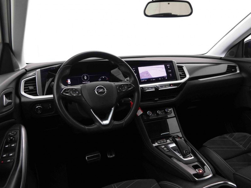 Photo 5 de l'offre de OPEL Grandland 1.2T 130 AT GS-Line à 28598€ chez Carlyss automobiles Vitré