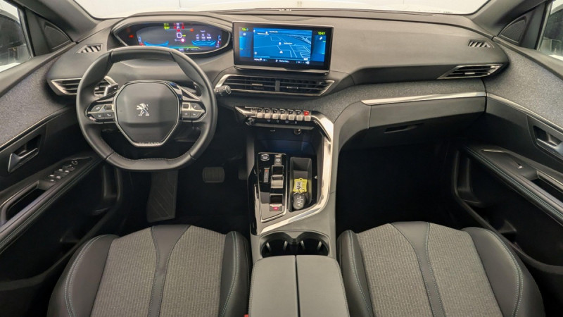 Photo 12 de l'offre de PEUGEOT 3008 Hybrid 225 e-EAT8 Allure Pack à 24793€ chez Carlyss automobiles Vitré