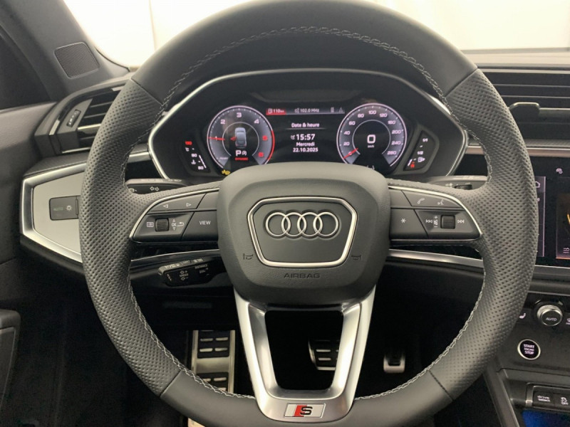 Photo 16 de l'offre de AUDI Q3 Sportback 35 TDI 150 ch S tronic 7 S line à 48598€ chez Carlyss automobiles Vitré