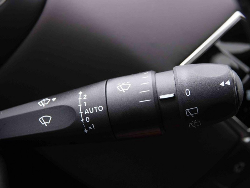 Photo 15 de l'offre de DS DS3 Crossback 1.2 T 130 EAT8 Antoine De Saint Exupery à 25518€ chez Carlyss automobiles Vitré