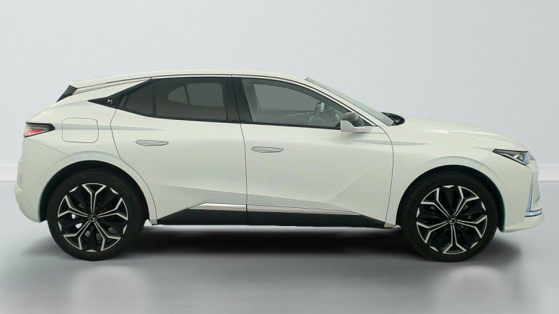 Photo 8 de l'offre de DS DS4 PureTech 130 EAT8 Rivoli à 22442€ chez Carlyss automobiles Vitré