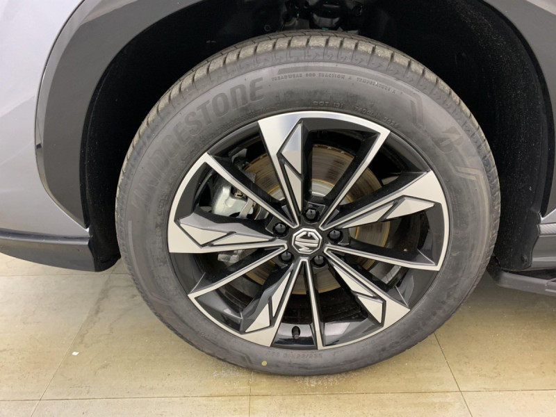 Photo 12 de l'offre de MG Motor EHS 1.5T PHEV 272 ch Luxury à 33098€ chez Carlyss automobiles Vitré