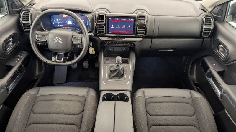 Photo 13 de l'offre de CITROEN C5 Aircross PureTech 130 S&S BVM6 Feel à 16178€ chez Carlyss automobiles Vitré