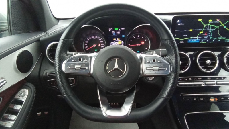 Photo 6 de l'offre de MERCEDES-BENZ GLC COUPE GLC COUPÉ 300 E 9G-TRONIC 4MATIC AMG LINE à 53198€ chez Carlyss automobiles Vitré