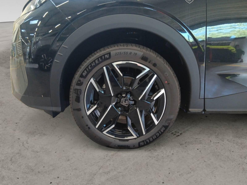 Photo 7 de l'offre de PEUGEOT 3008 Hybrid 136 e-DCS6 GT à 33898€ chez Carlyss automobiles Vitré