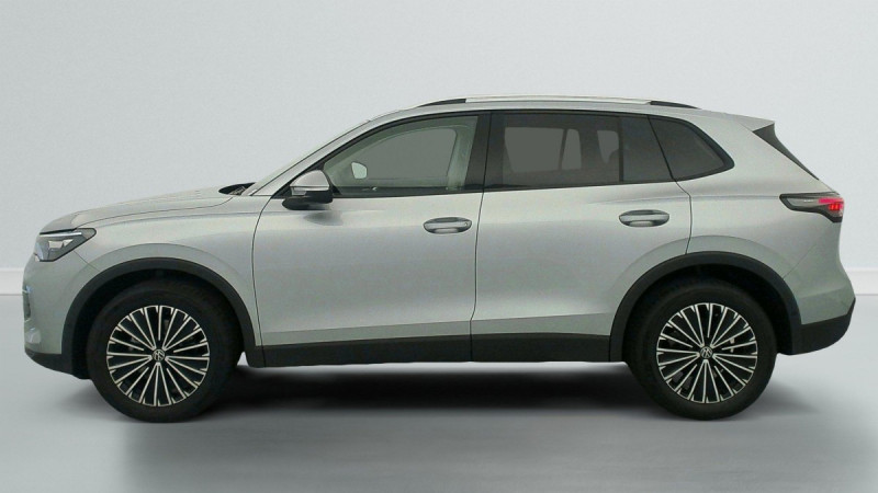 Photo 4 de l'offre de VOLKSWAGEN TIGUAN NOUVEAU 1.5 eTSI 150CV DSG7 LIFE PLUS à 37998€ chez Carlyss automobiles Vitré