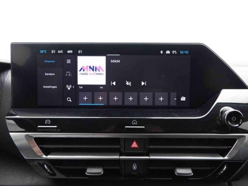 Photo 11 de l'offre de Citroën C4 X 1.2 T 130 EAT8 MAX à 21702€ chez Carlyss automobiles Vitré