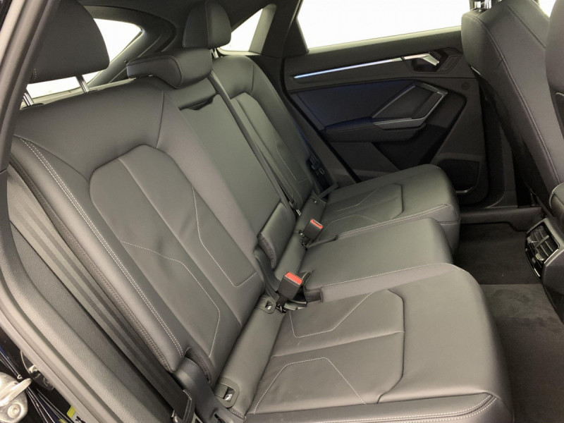 Photo 10 de l'offre de AUDI Q3 Sportback 35 TDI 150 ch S tronic 7 S line à 48598€ chez Carlyss automobiles Vitré