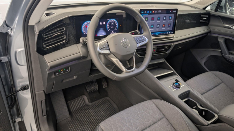 Photo 15 de l'offre de VOLKSWAGEN TIGUAN NOUVEAU 1.5 eTSI 150CV DSG7 LIFE PLUS à 37998€ chez Carlyss automobiles Vitré
