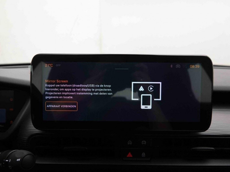 Photo 11 de l'offre de Jeep Avenger 1.2 MHEV 110 DCT6 Longitude à 26422€ chez Carlyss automobiles Vitré