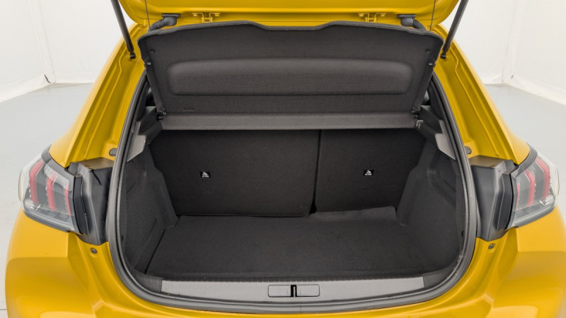 Photo 11 de l'offre de PEUGEOT 208 ELECTRIQUE 50 KWH 136CH ALLURE à 17898€ chez Carlyss automobiles Vitré