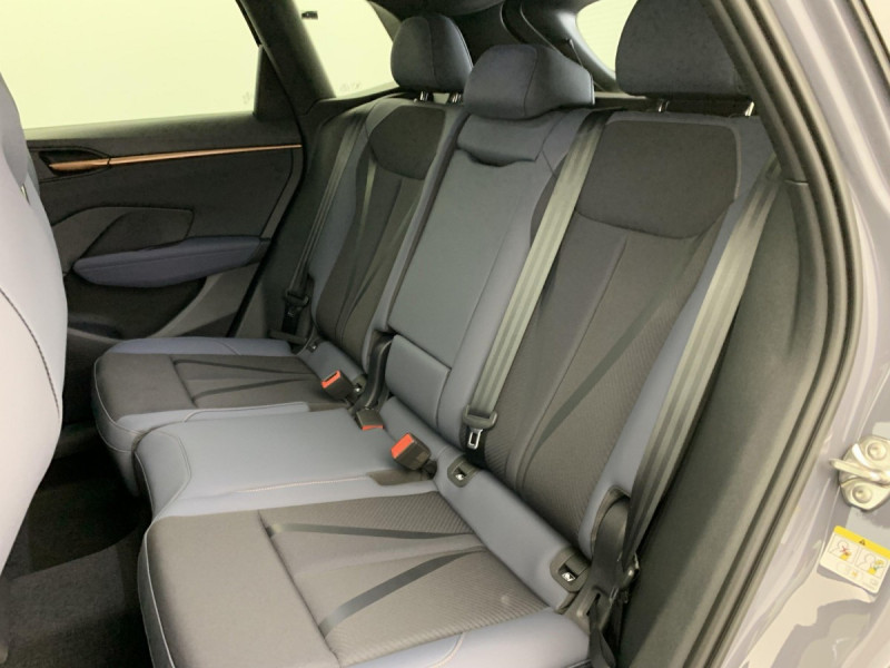 Photo 22 de l'offre de Cupra Terramar 1.5 eTSI Hybrid 150 ch DSG7 V à 36998€ chez Carlyss automobiles Vitré