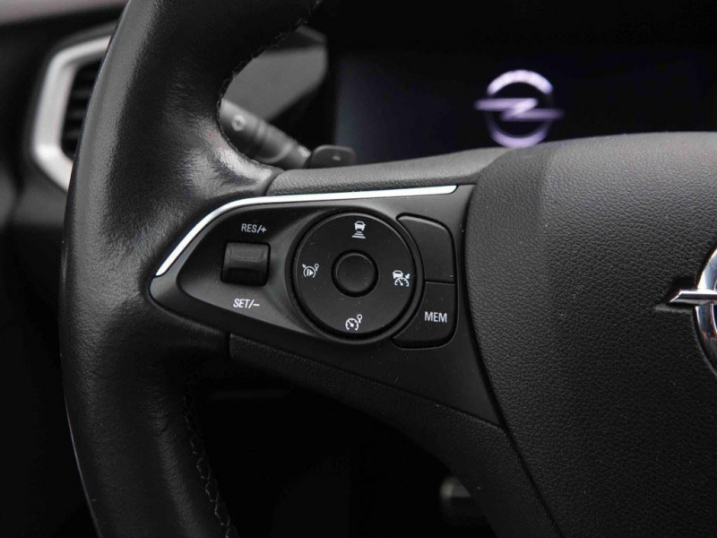 Photo 14 de l'offre de OPEL Grandland 1.2T 130 AT GS-Line à 28598€ chez Carlyss automobiles Vitré