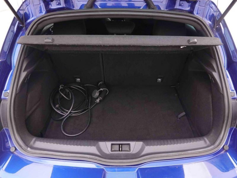 Photo 6 de l'offre de RENAULT Mégane 1.6 E-Tech 160 PHEV DCT RS-Line à 28565€ chez Carlyss automobiles Vitré