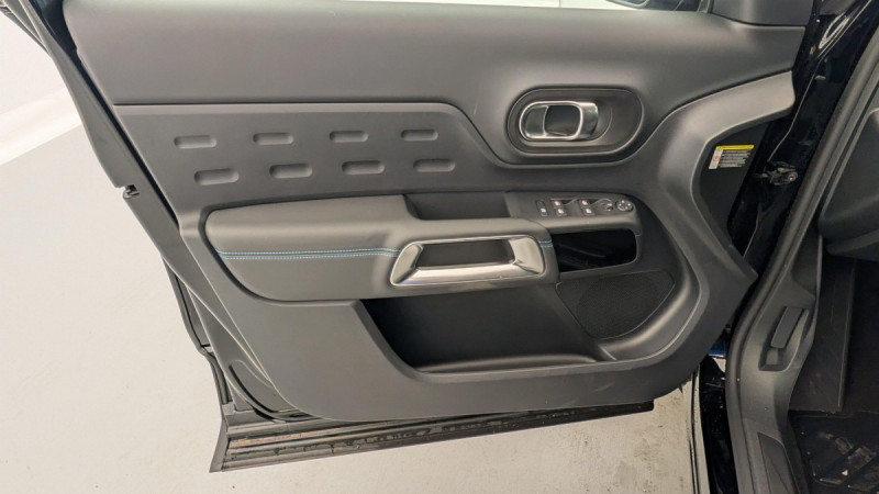 Photo 27 de l'offre de CITROEN C5 Aircross BlueHDi 130 EAT8 Max à 26998€ chez Carlyss automobiles Vitré