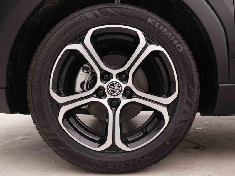 Photo 14 de l'offre de MG Motor ZS 1.5i 115 Comfort à 23502€ chez Carlyss automobiles Vitré