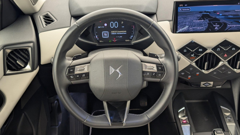 Photo 8 de l'offre de DS DS3 PureTech 130 EAT8 Esprit de Voyage à 21556€ chez Carlyss automobiles Vitré