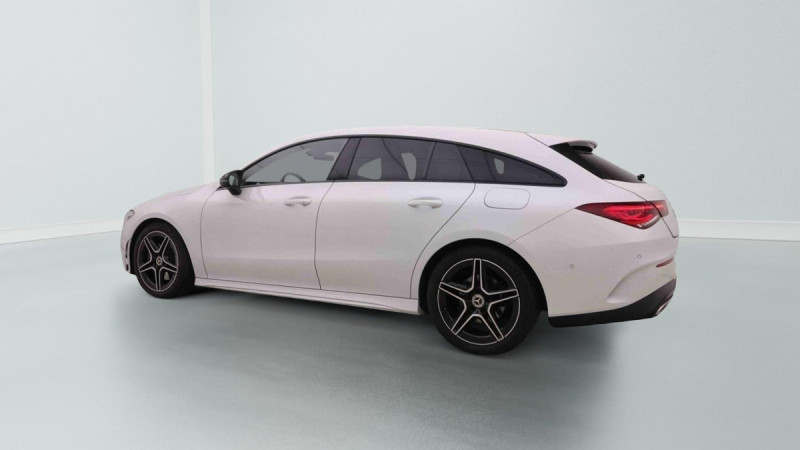 Photo 2 de l'offre de MERCEDES-BENZ CLA 200 163 DCT Shooting Brake AMG-Line à 37129€ chez Carlyss automobiles Vitré