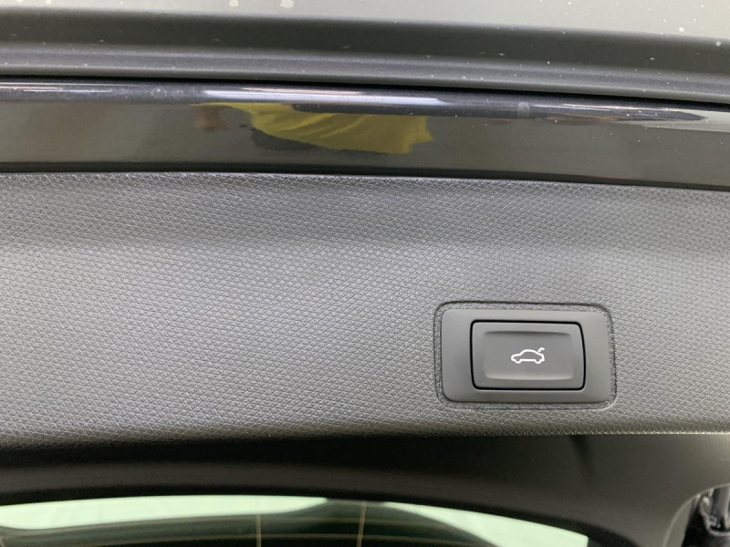 Photo 12 de l'offre de Cupra Terramar 1.5 eTSI Hybrid 150 ch DSG7 V à 36998€ chez Carlyss automobiles Vitré