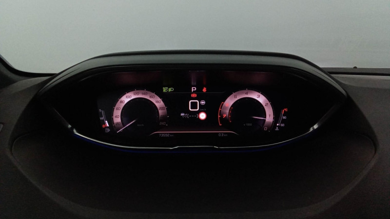 Photo 35 de l'offre de PEUGEOT 5008 PureTech 130ch S&S EAT8 GT Pack à 26598€ chez Carlyss automobiles Vitré