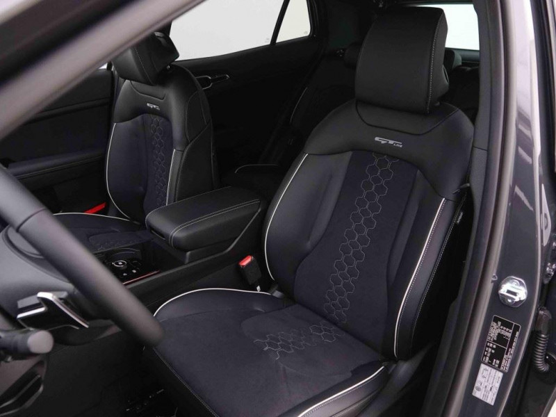 Photo 6 de l'offre de KIA SPORTAGE 1.6T-GDi HEV 215 GT-Line à 38906€ chez Carlyss automobiles Vitré