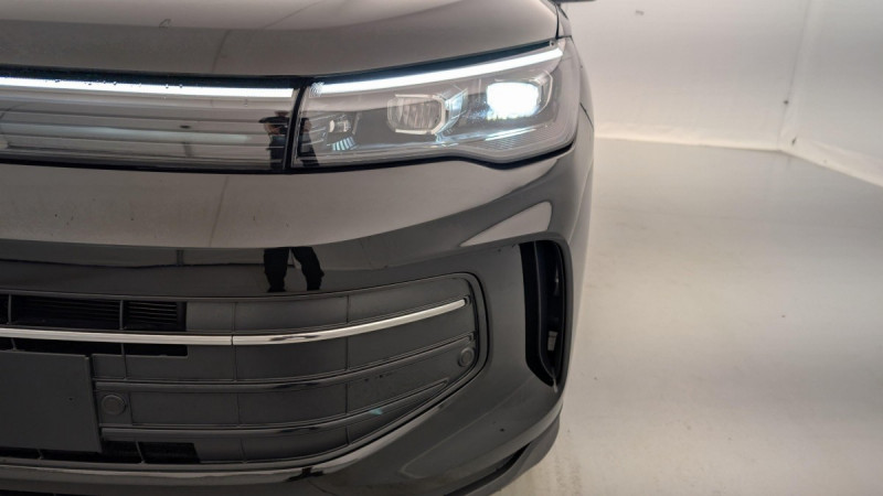 Photo 22 de l'offre de VOLKSWAGEN TIGUAN NOUVEAU 1.5 eTSI 150CV DSG7 LIFE PLUS à 37998€ chez Carlyss automobiles Vitré