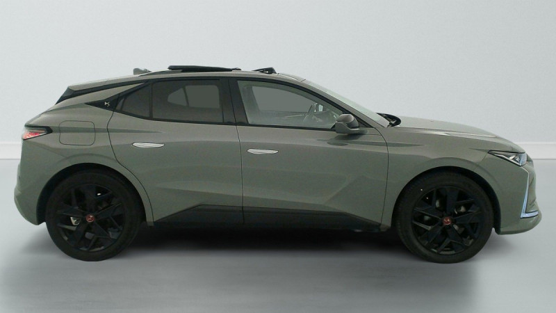 Photo 8 de l'offre de DS DS4 PureTech 130 EAT8 Performance Line+ à 24110€ chez Carlyss automobiles Vitré