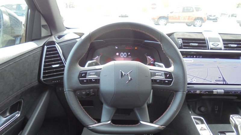 Photo 6 de l'offre de DS DS 7 BlueHDi 130 EAT8 Performance Line à 34398€ chez Carlyss automobiles Vitré