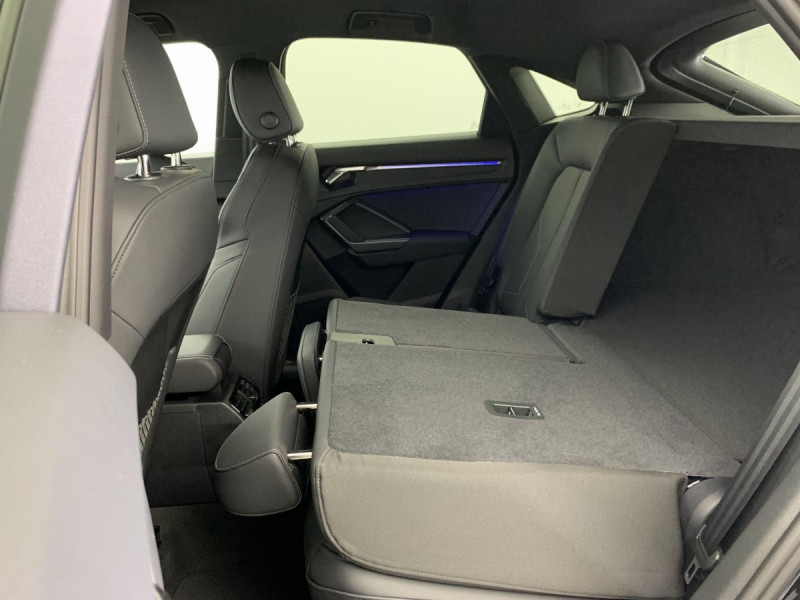 Photo 12 de l'offre de AUDI Q3 Sportback 35 TDI 150 ch S tronic 7 S line plus à 47998€ chez Carlyss automobiles Vitré