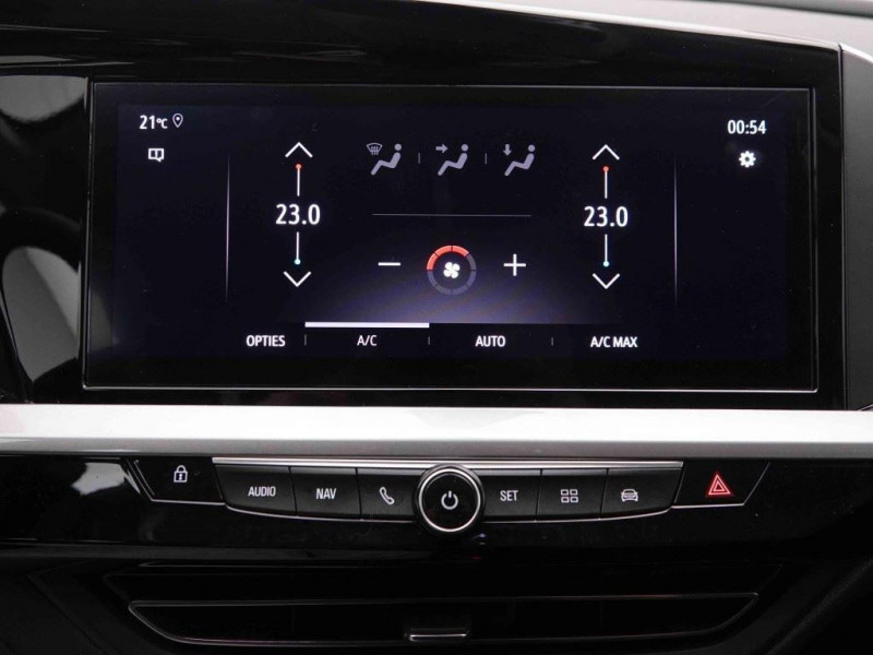 Photo 10 de l'offre de OPEL Grandland 1.2 T 130 AT Ultimate à 26194€ chez Carlyss automobiles Vitré