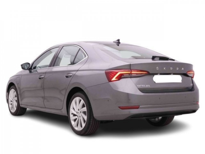 Photo 2 de l'offre de SKODA Octavia 1.4TSI PHEV 204 DSG à 30973€ chez Carlyss automobiles Vitré