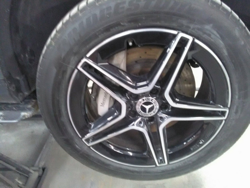 Photo 5 de l'offre de MERCEDES-BENZ GLC 300 E 9G-TRONIC 4MATIC AMG LINE à 42998€ chez Carlyss automobiles Vitré