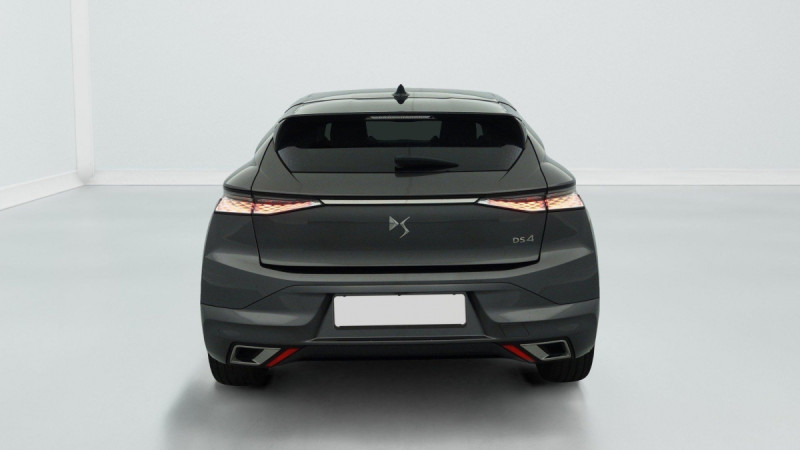 Photo 6 de l'offre de DS DS4 PureTech 130 EAT8 Rivoli à 24117€ chez Carlyss automobiles Vitré