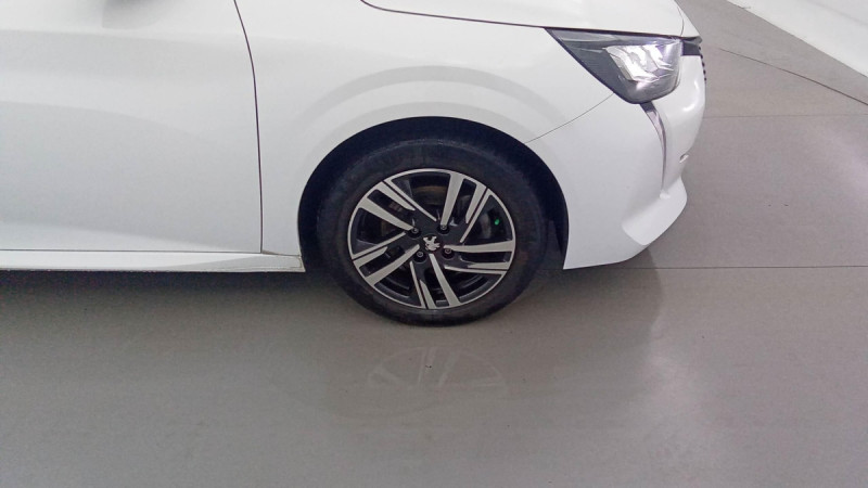 Photo 8 de l'offre de PEUGEOT 208 PureTech 100 S&S EAT8 Allure à 16598€ chez Carlyss automobiles Vitré