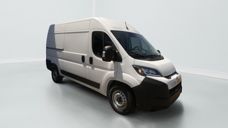 Photo 1 de l'offre de CITROEN Jumper Fourgon TOLE 35 L2H2 180 S&S BVA8 à 31437€ chez Carlyss automobiles Vitré